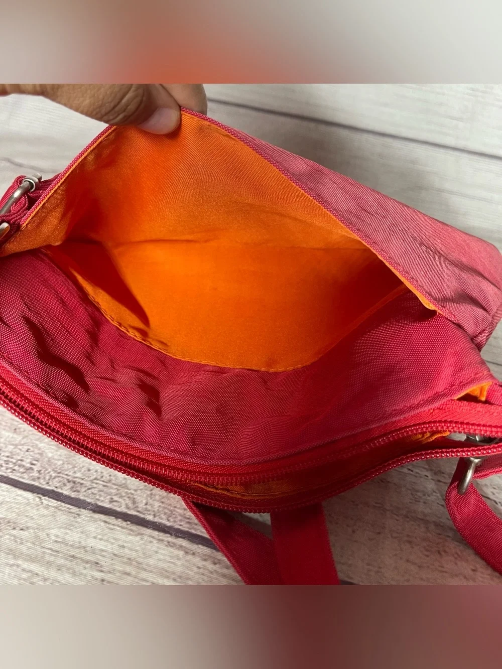 Baggallini Red Nylon Travel Crossbody Organizer Small Crossbody Travel Ba
